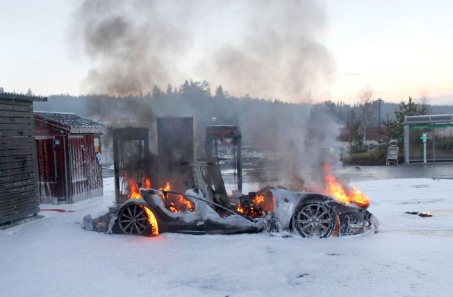 Tesla catches fire – again…. yawn!
