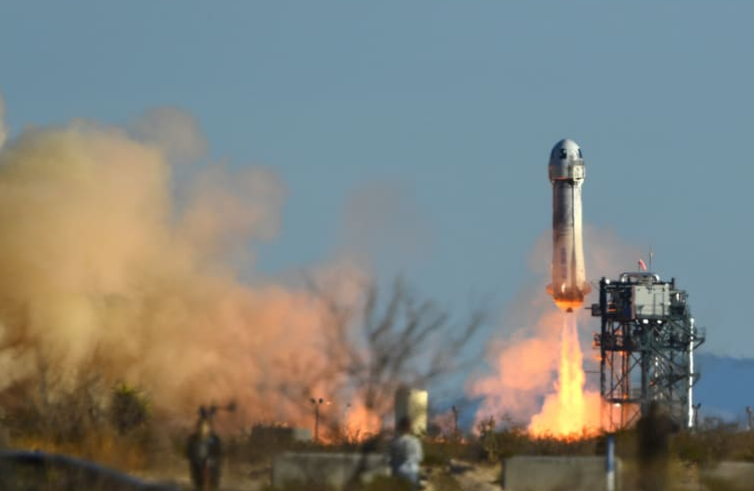 Jeff Bezos Rocket Explodes mid-air as Passenger Capsule Plummets to Earth!