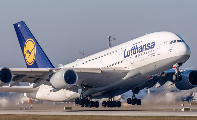 Lufthansa flight Passenger dies after reportedly losing ‘liters of blood’